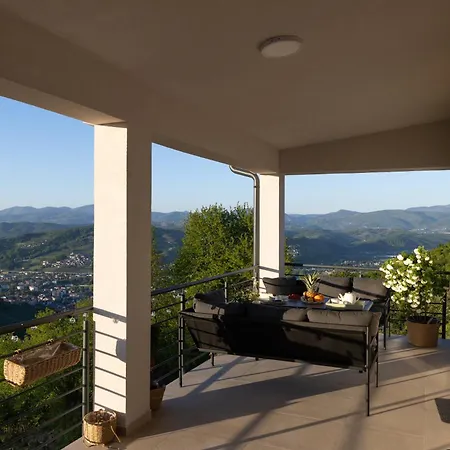 Royal View Apartman *