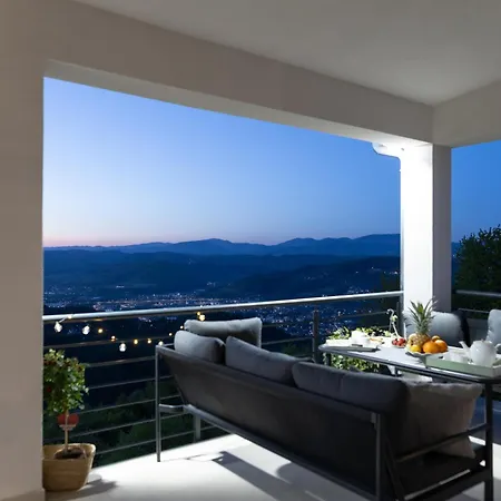 Royal View Apartman *