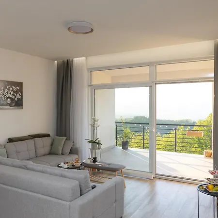 Apartman Royal View *